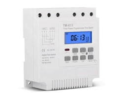 Interruptor Programável Com Temporizador Trifásico 380v 415v E Iluminação Traseira.