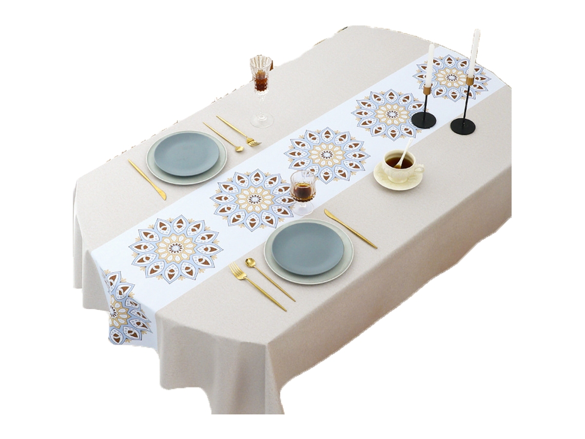 Flores Ricamente Coloridas Bordadas com Toalha de Mesa Oval Branca Cremosa Lótus de Água À Prova D'Água e À Prova de Óleo 80*120Cm