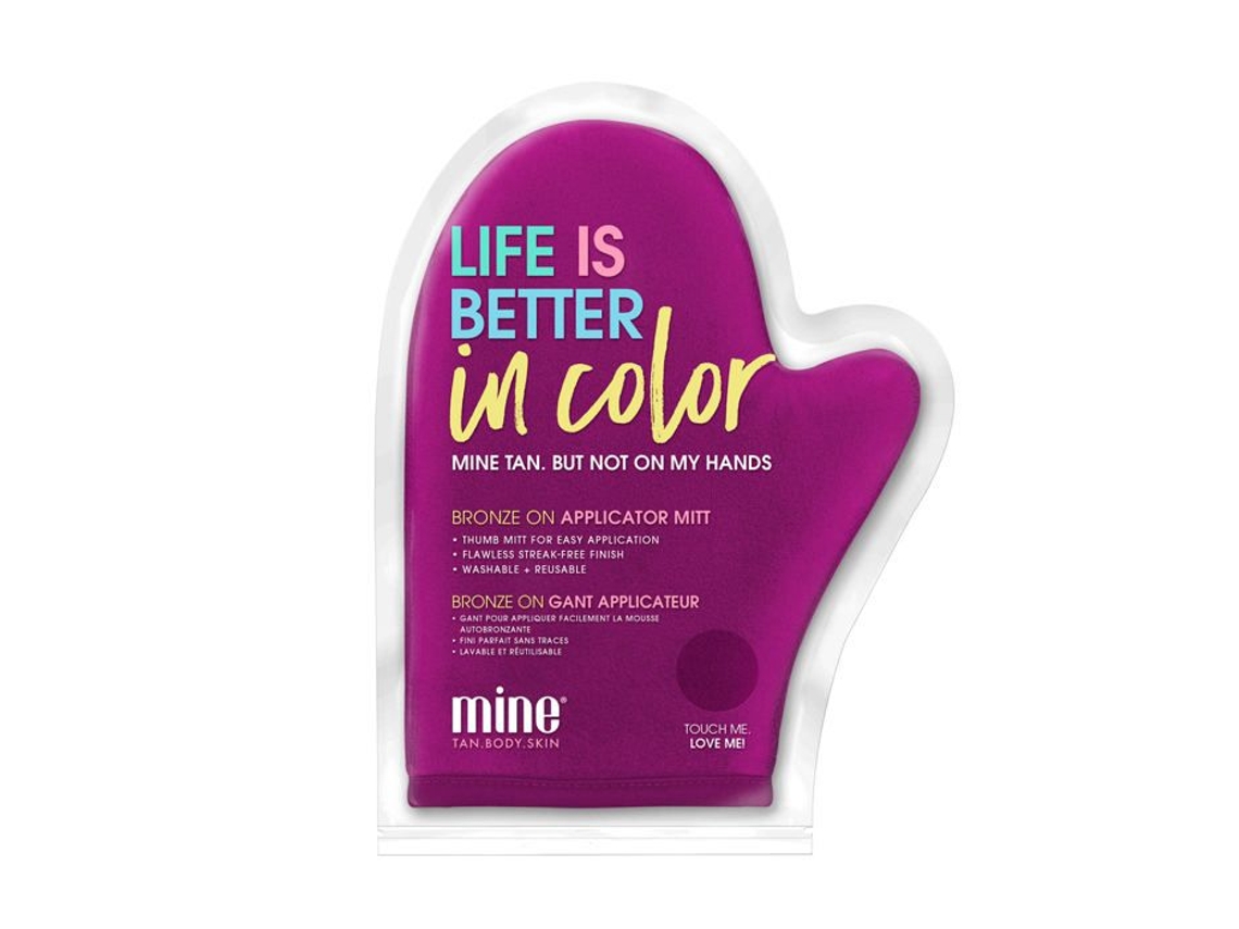 Obtenha um acabamento impecável e sem manchas com nosso aplicador de esponja bronzeadora. Ideal para uso com