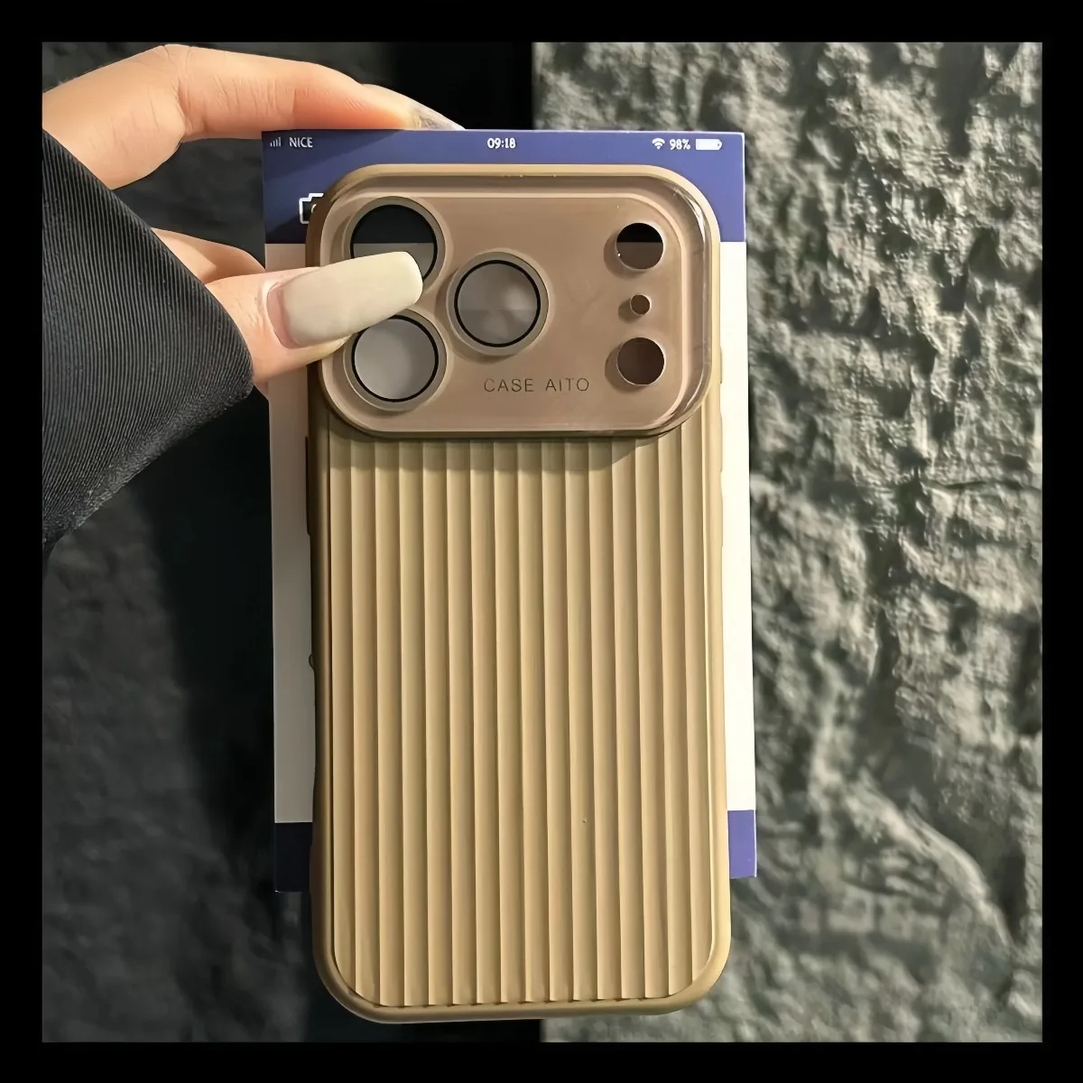 (marrom, Iphone 13 Pro) Capa De Celular Em Silicone Líquido Corrugado Com Proteção Para A Lente E Absorção De Impacto.