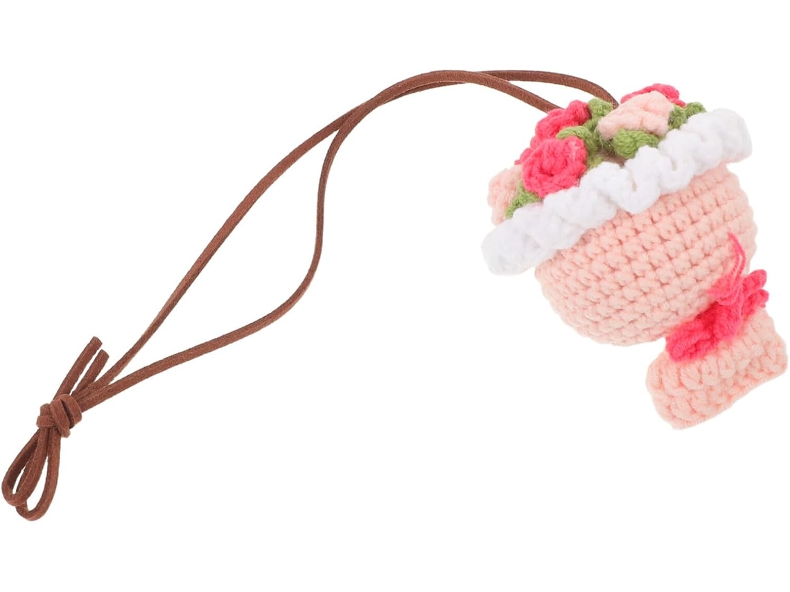 Gancho prático para pendurar um buquê de flores em um carrinho.