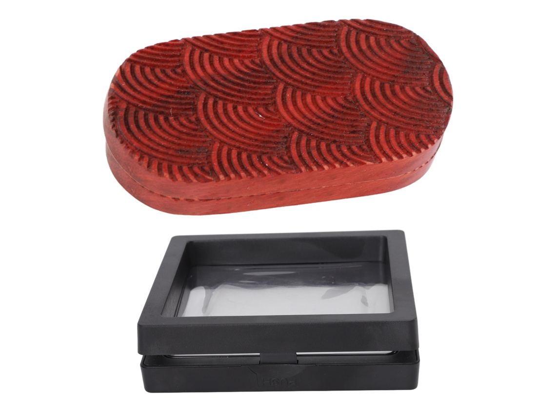 Fidget Slider Vermelho em Sandalwood para Alívio do Stress, Engraved LAXISCREED