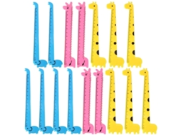Conjunto de 30 réguas de plástico com desenho de girafa, leves e finas, ideais para atividades escolares e desenvolvimento da coordenação motora fina.