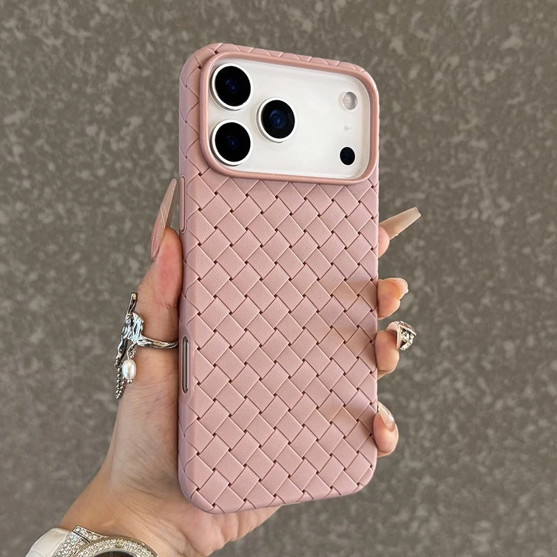 Capa Para Iphone 13 Rosa Com Padrão Trançado, Resistente A Impactos, Com Moldura E Parte Traseira Foscas.