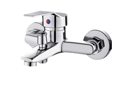 Torneira de Banheiro de Alça Única em Aço Inoxidável Acabamento Cromado Filtro de Água Quente e Fria Al 10, 5x D 13, 5 Cm MDUG