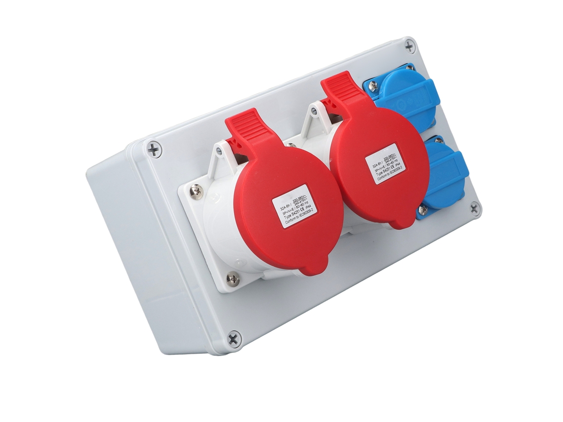 Caixa Distribuidora Cee Parede Ip44 16a 32a