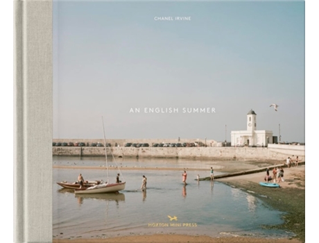 Livro An English Summer de Chanel Irvine (Inglês - Capa Dura)