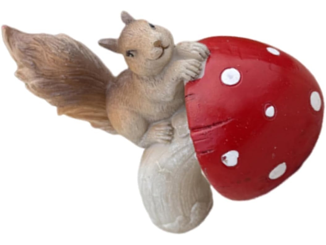 Escultura de Esquilo com Cogumelos Decorativos, Feita de Resina. Às Intempéries, uma Charmosa Peça Decorativa para CHABERLU