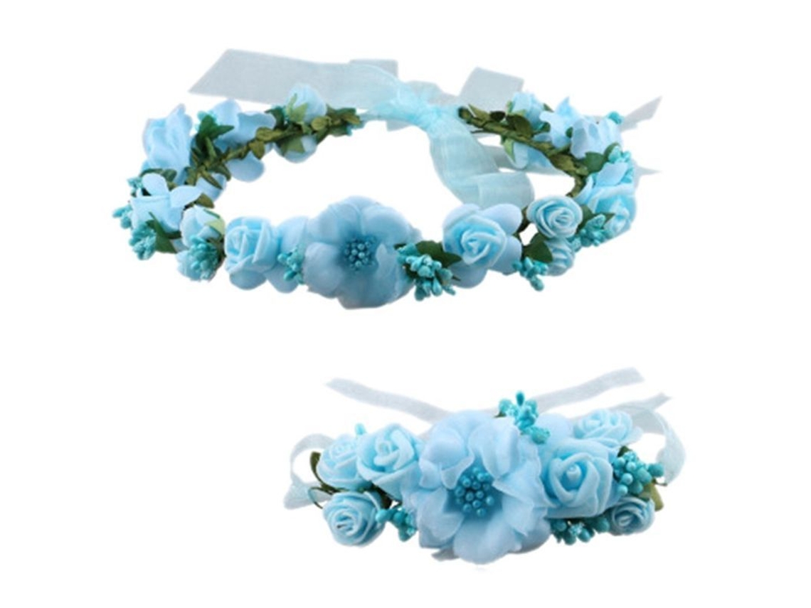 Conjunto ajustável de tiara com coroa de rosas azuis e pulseira floral para casamento.