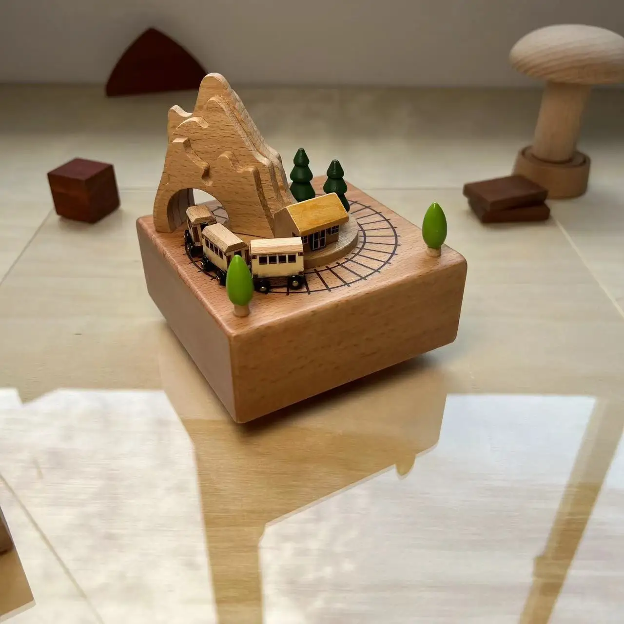 Caixa de Música Giratória de Madeira Feita À Mão, Pode Ser Usada como Decoração de Mesa em Casa, Presente Perfeito. MDUG (estilo 1)