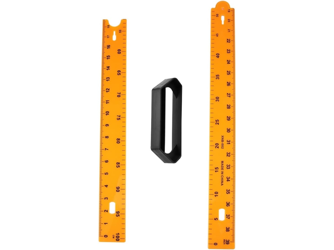 Régua didática seccional de plástico amarelo com design transparente e em relevo, adequada para matemática, escola e trabalho.