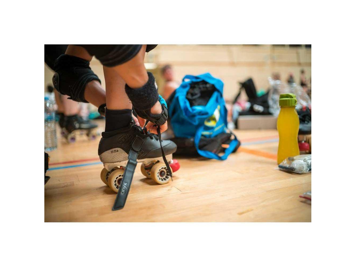 Chaya Onyx Roller Skates