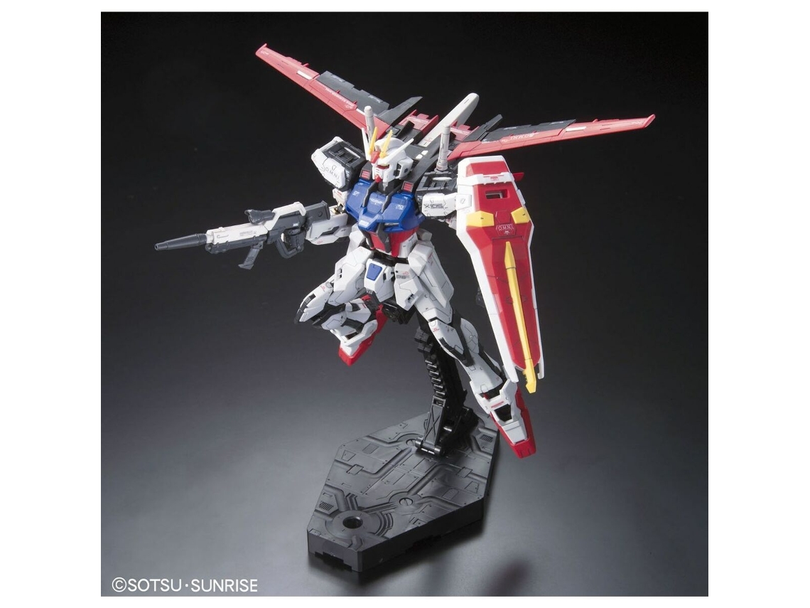 Figura Colecionável BANDAI NAMCO Rg 1/144 Aile Strike Gundam Bl (multicolor)