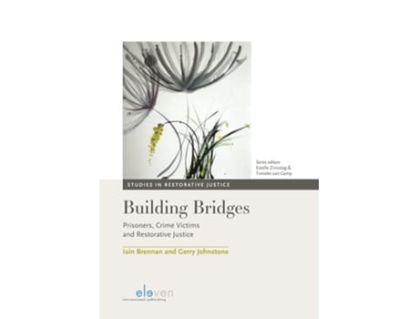 Livro Building Bridges De Iain Brennan E Gerry Johnstone (inglês - Capa Dura)