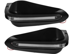 Protetores de mão para motocicleta, pretos, com indicadores de direção em LED integrados, fáceis de instalar.
