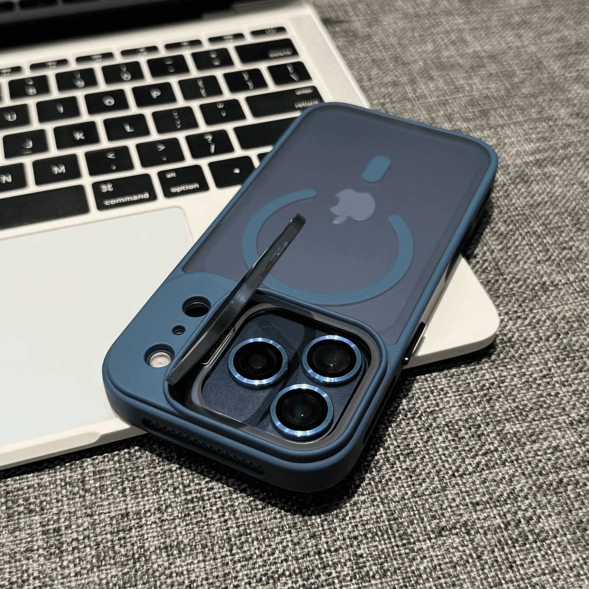 Capa Protetora Transparente (azul Para Iphone 17 Pro) Com Suporte Para Câmera E Compatibilidade Com Carregamento Sem Fio.