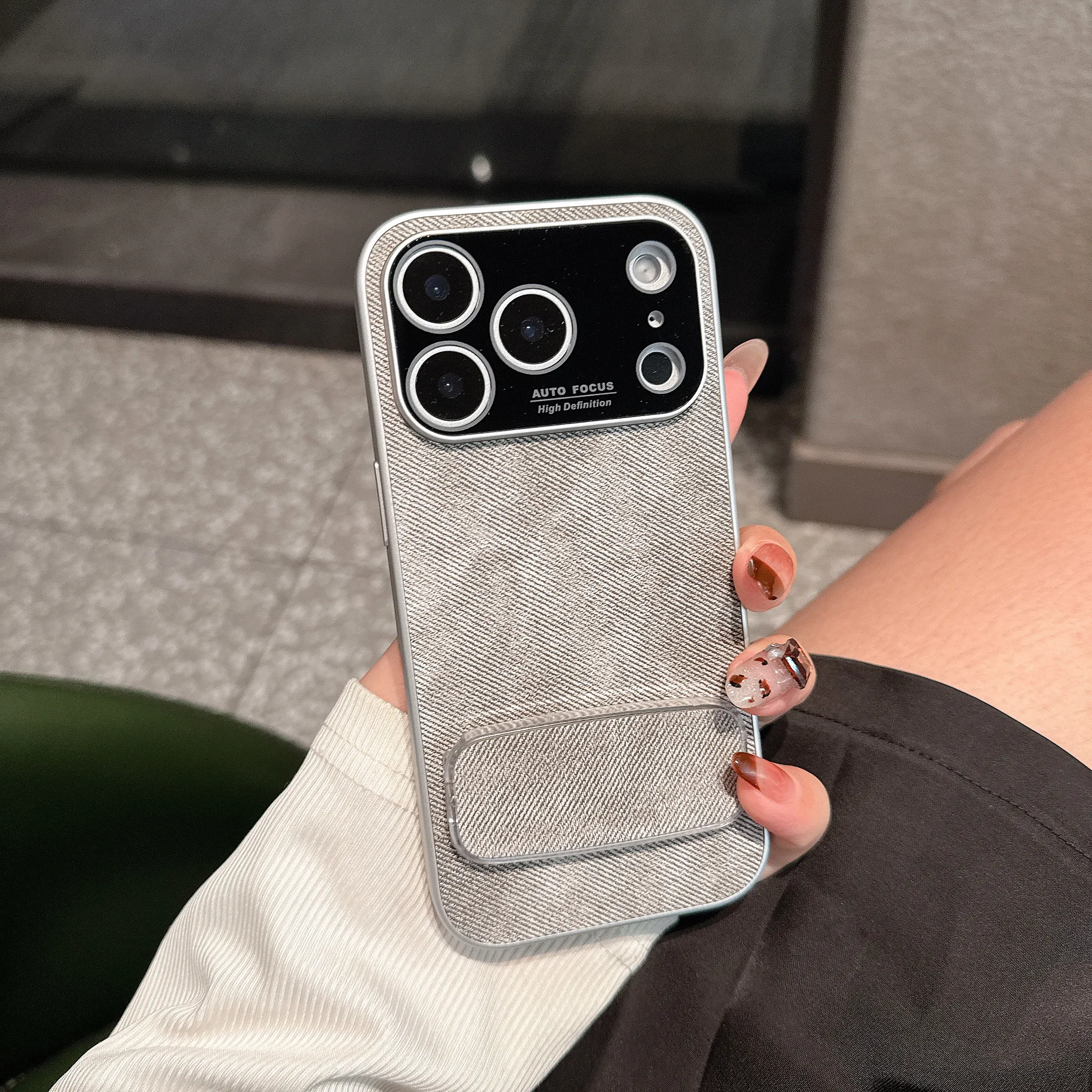 Capa De Veludo Para Iphone (iphone 14 Pro, Cinza) Com Suporte E Proteção Contra Impactos.