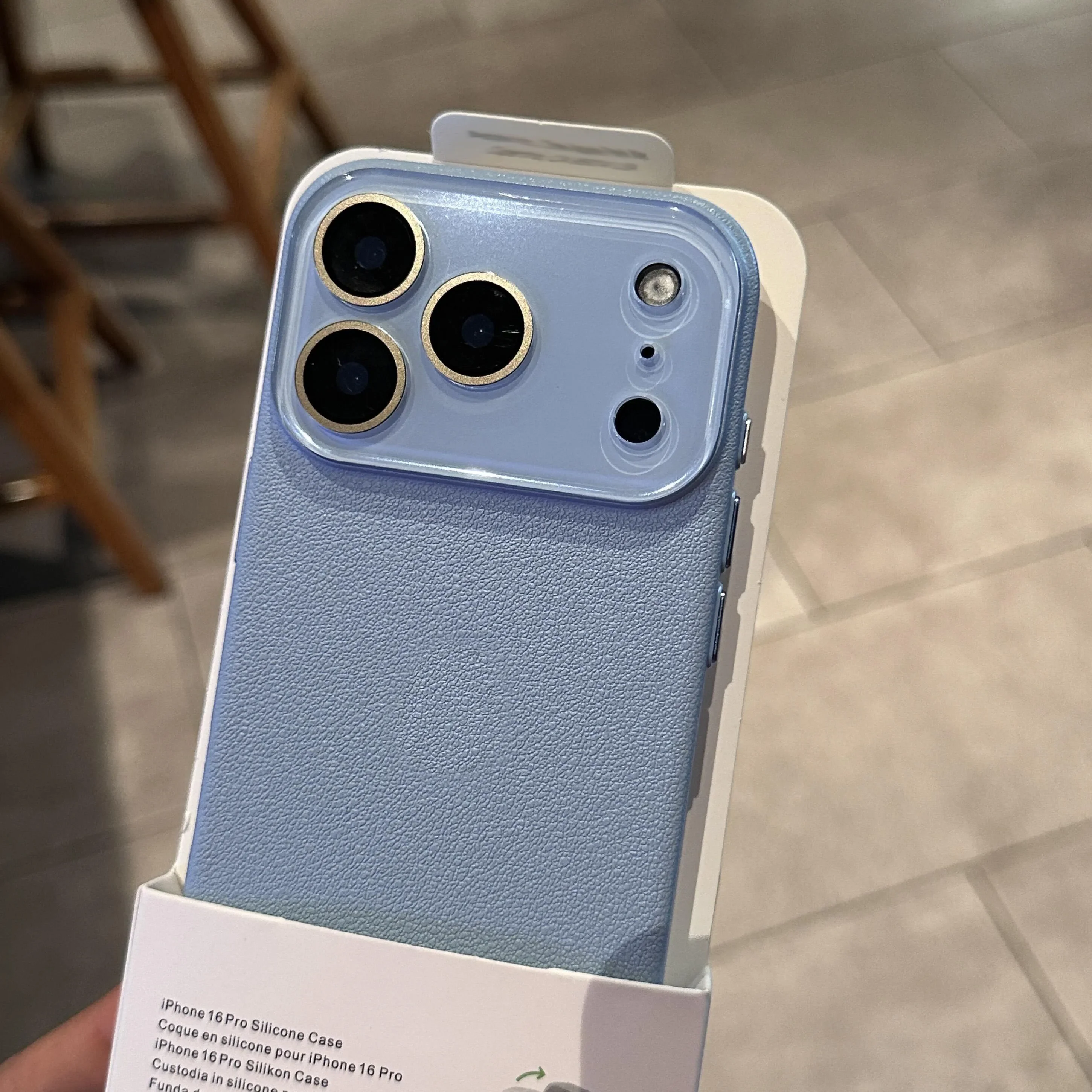 (iphone 16 Pro Azul) Capa Protetora De Silicone Com Textura De Couro Para Proteger A Lente De Vidro Da Câmera.