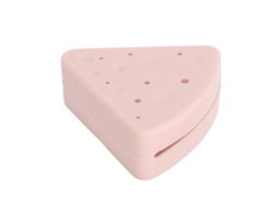 Estojo triangular respirável de silicone para esponja de maquiagem, ideal para viagens.