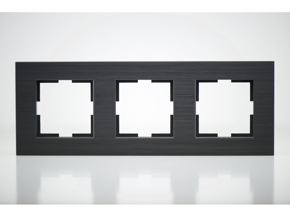 Placa de Acabamento de Metal Preto 3 Postes 84X230X10Mm