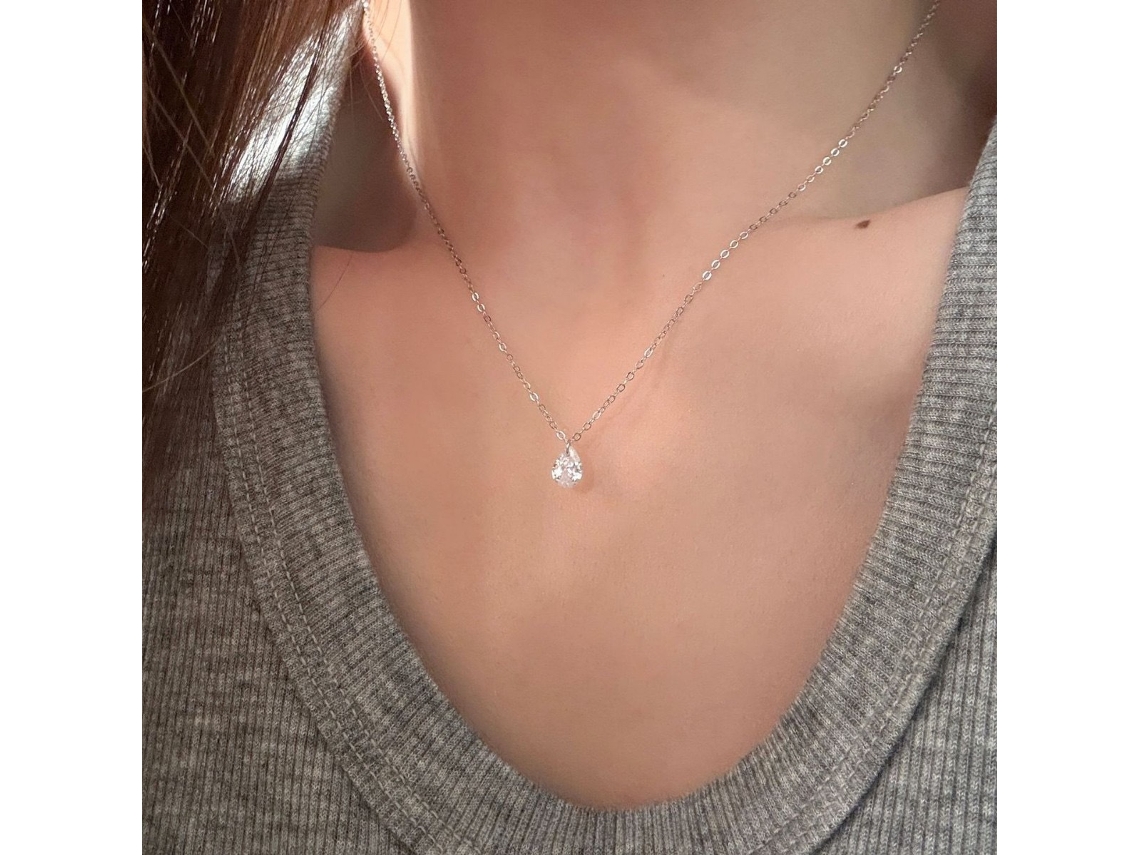 Colar Delicado com Diamantes Brilhantes em Prata Pura 925, Contendo Lágrimas de Peixe em Zircão Gotas MDUG (branco Dourado)