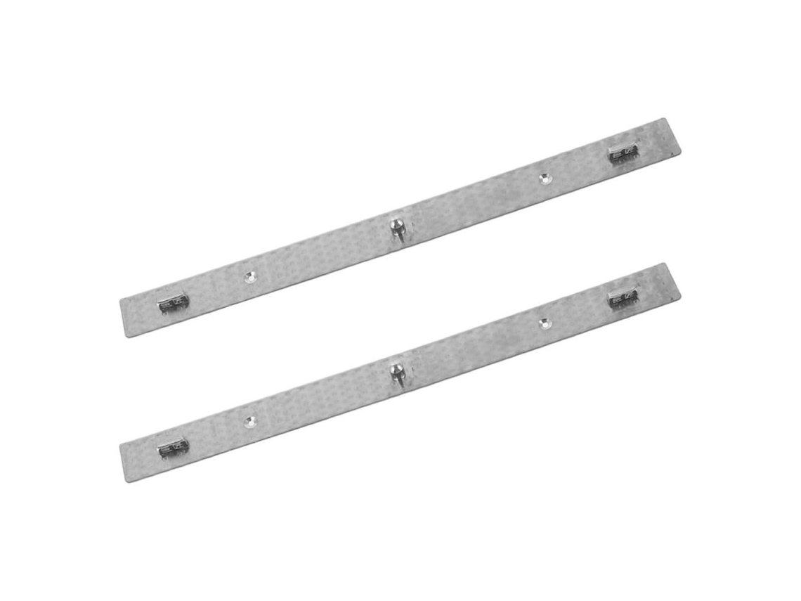 Régua metálica estampada, 2 peças com 3 pinos cada, para animação.
