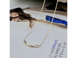 Colar em Prata de Lei 925 , com Design Simples em V, Leve, Luxuoso e Versátil. MDUG (dourado)