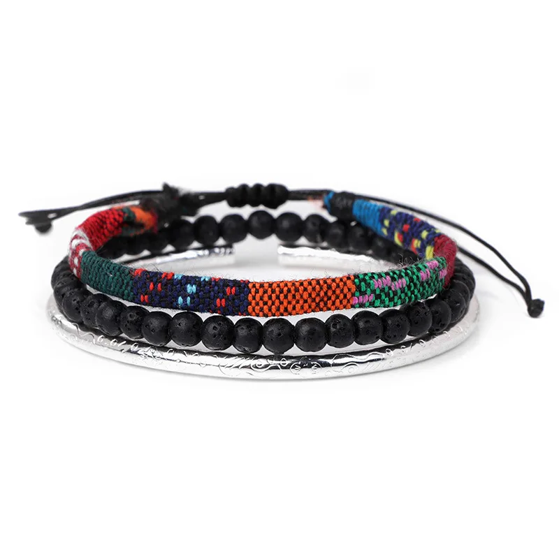 Pulseira Tecida À Mão Com Pedras Vulcânicas Coloridas Em Combinação De Lava.