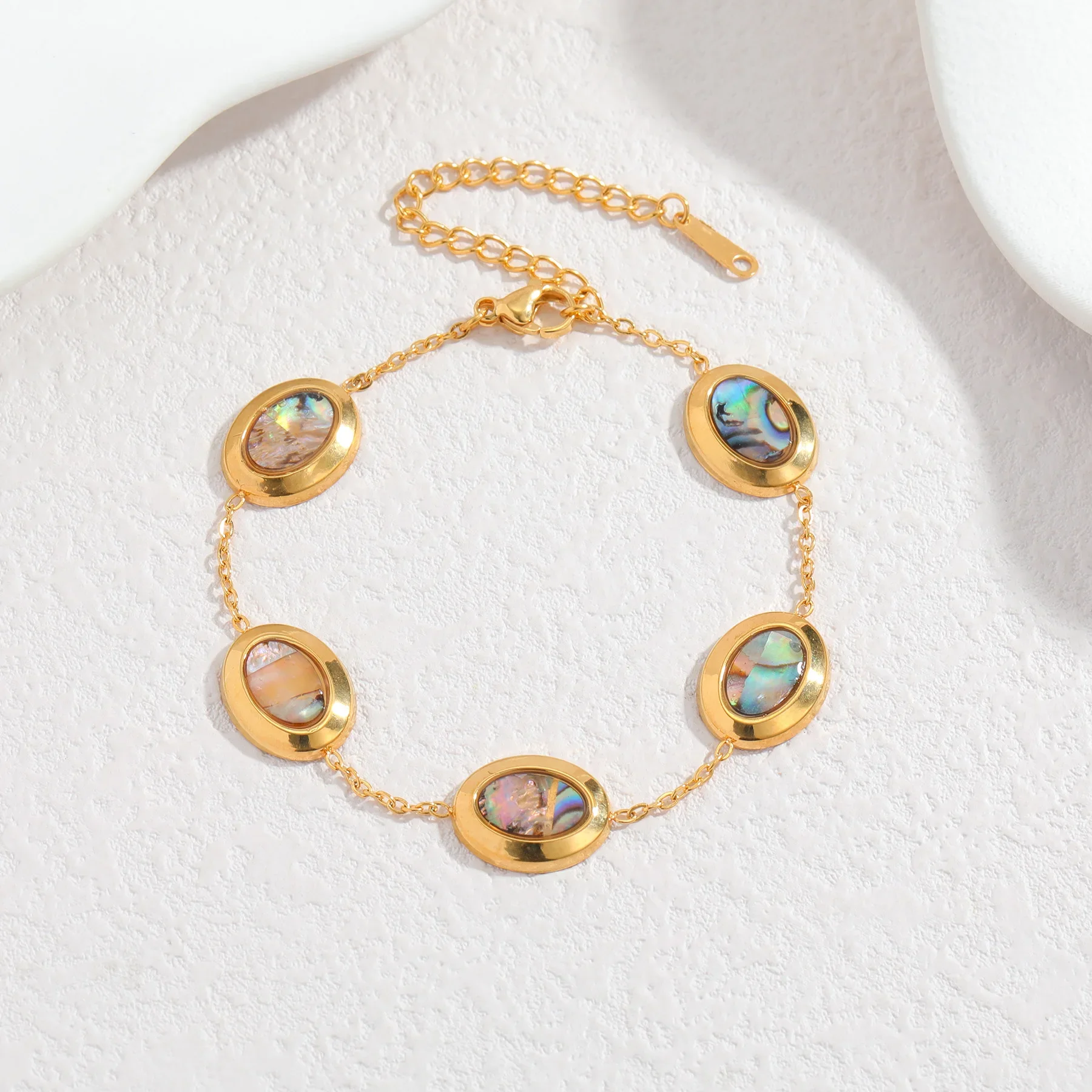 Pulseira Geométrica Oval Delicada E Elegante Em Aço Inoxidável Banhado A Ouro