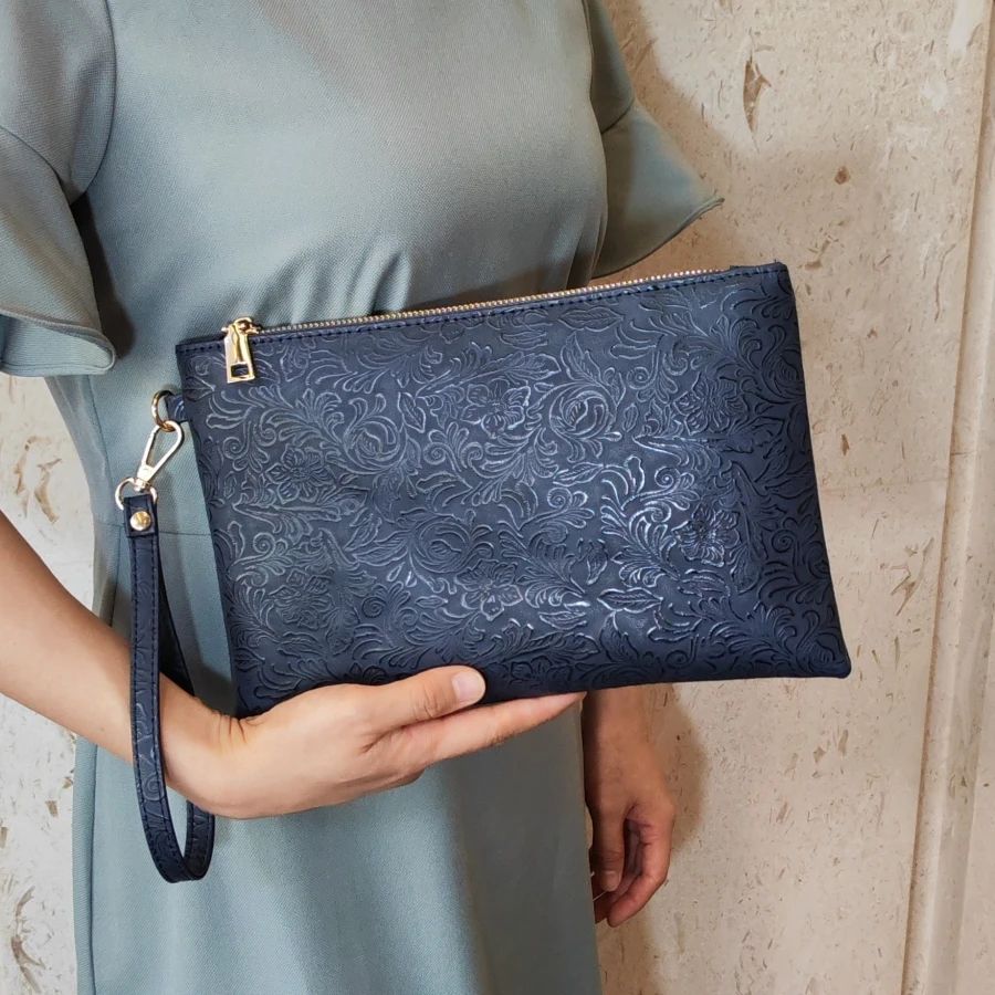 Bolsa Feminina Vintage Com Estampa Em Relevo (azul, 28 Cm X 18 Cm X 1 Cm)