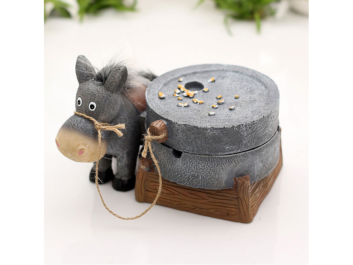 Yuexinghui Creative Ashtray, Personalized Trendy Donkey Pulling Mill Resin Eoocoo