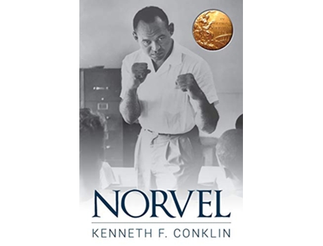 Livro NORVEL An American Hero de Kenneth F Conklin (Inglês)