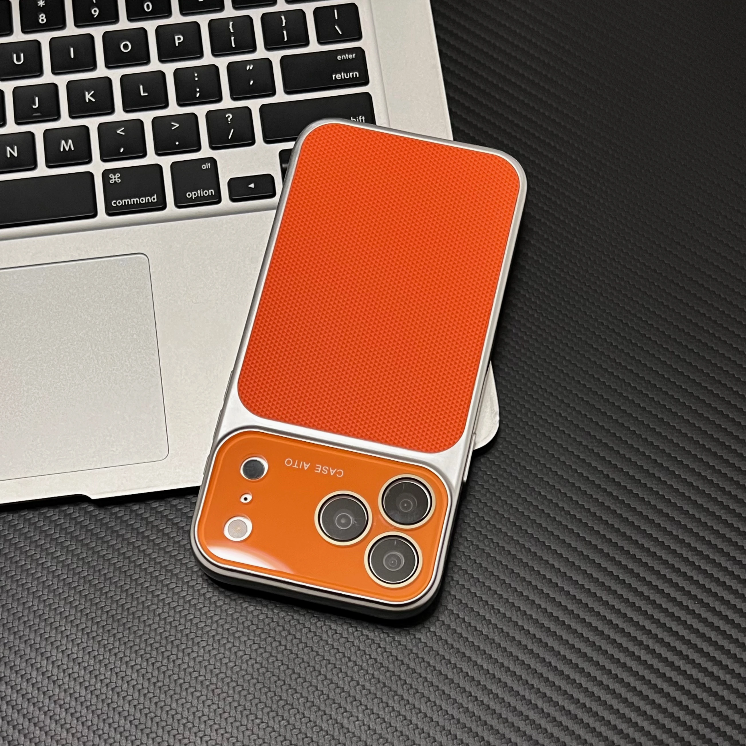 Capa Protetora De Lente Em Couro Trançado (laranja) Para Iphone 17, Capa Protetora De Tpu Macio E Resistente A Impactos.