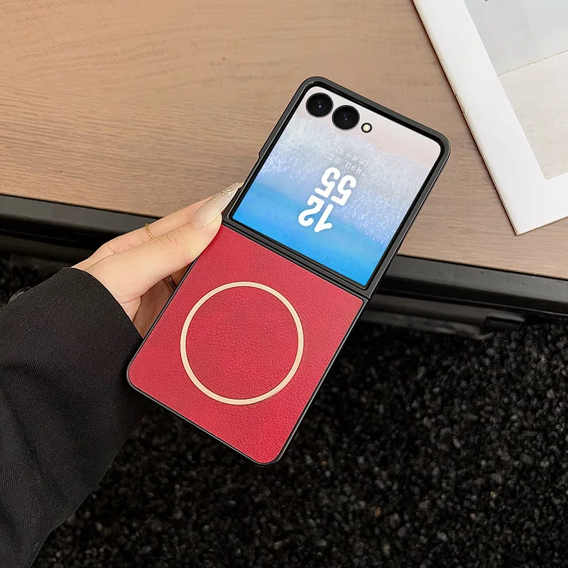 Capa Para Celular (vermelha, Galaxy Z Flip7 Fe) Com Estampa Retrô Em Couro, Carregamento Magnético.