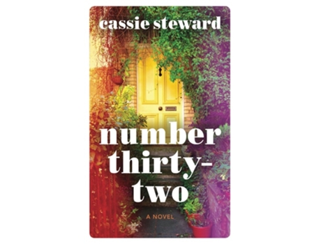 Livro Number Thirty-Two de Cassie Steward (Inglês)