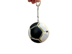 Brinquedo Antiestresse em Formato de Bola de Futebol, Chaveiro Prático para Escritório, Escola, Casa e Viagens.