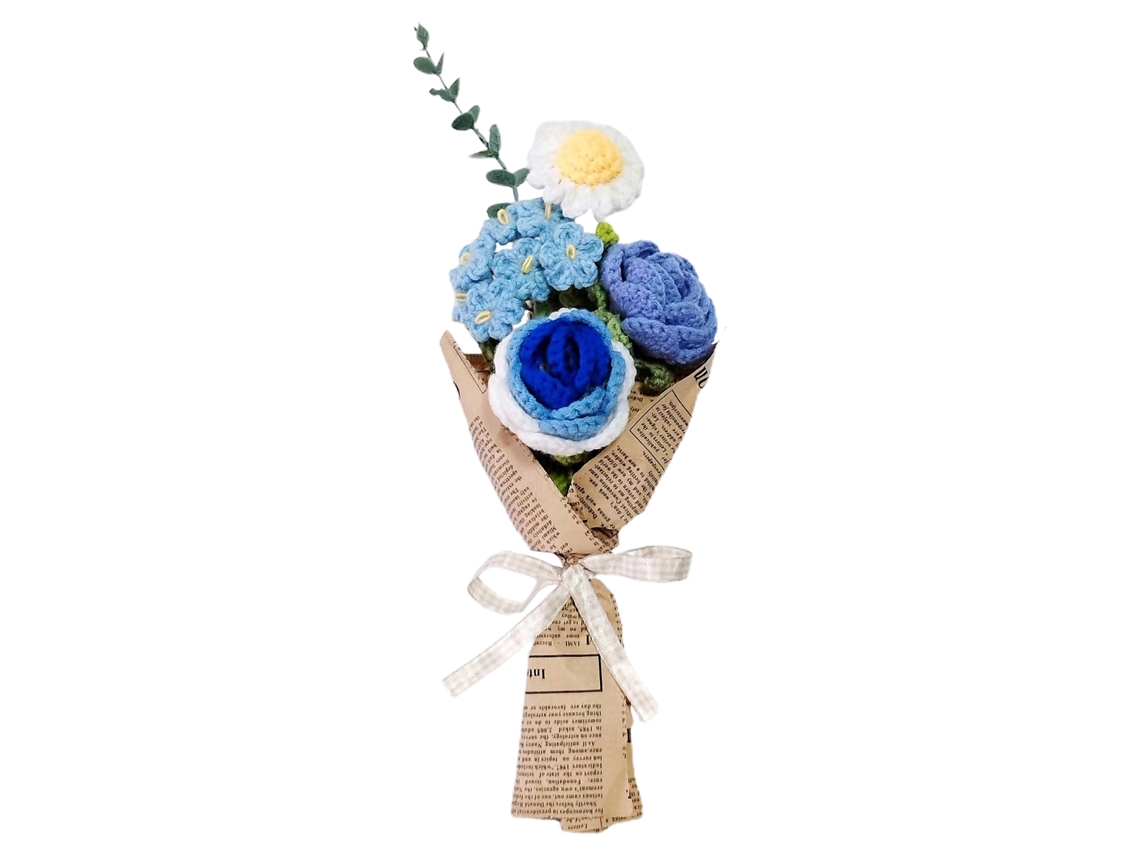 Buquê de flores artesanais trançadas fio azul produto final LAXISCREED