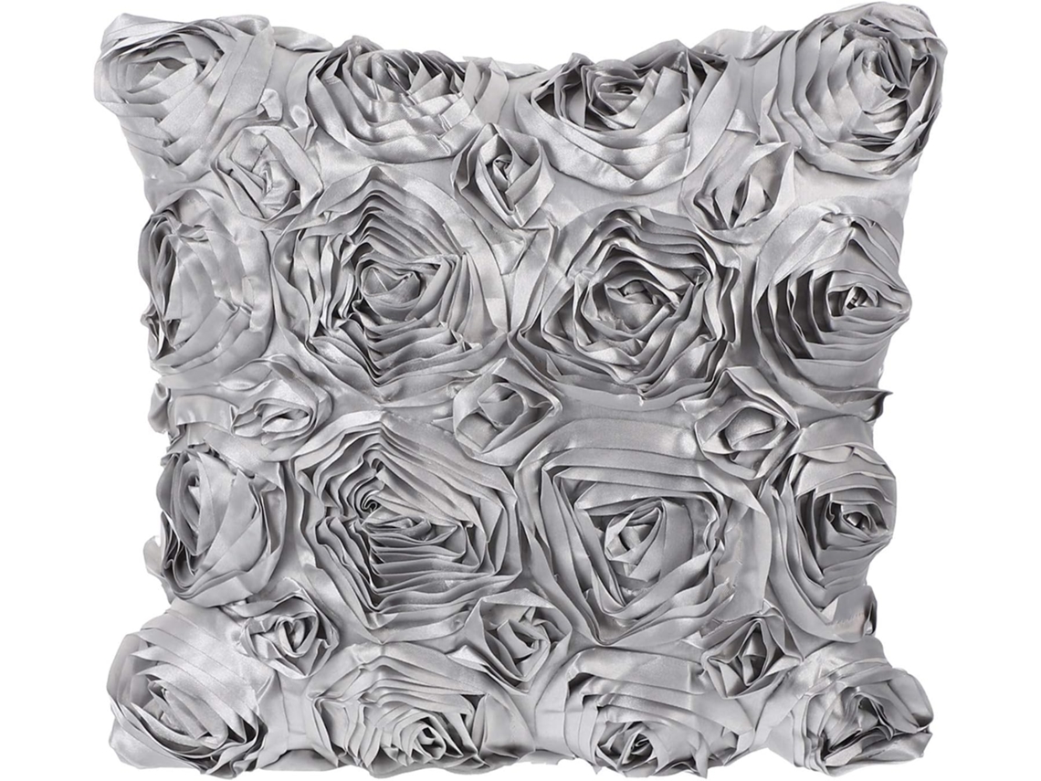 Capa de Almofada com Estampa Rosas em Cetim Cinza Prateado. Macia e Decorativa para o CHABERLU