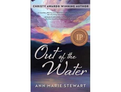 Livro Out of the Water de Ann Marie Stewart (Inglês)