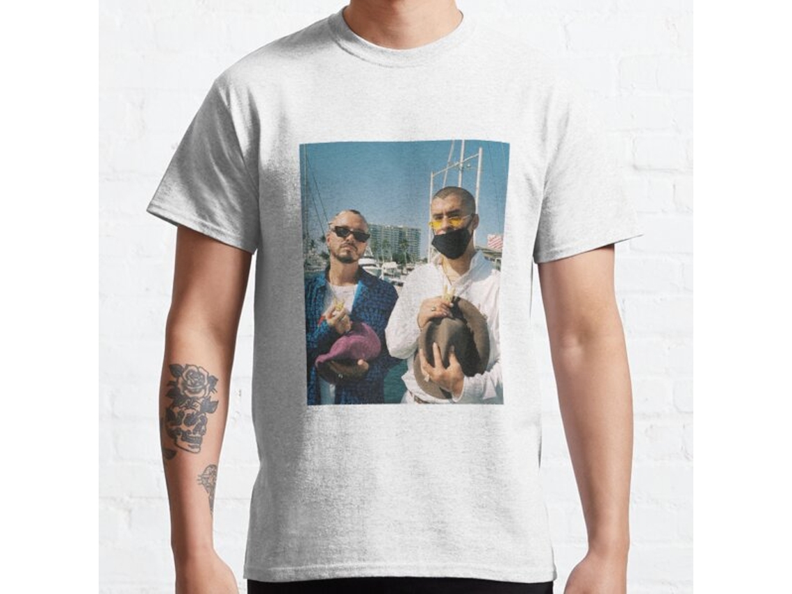 Rockinstone Bad Bunny - Bad Bunny J Balvin Oasis Boats Classic T-shirt(l)