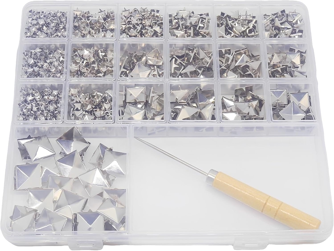 Conjunto De 1170 Tachas Piramidais Ferro Prateado Com Garras