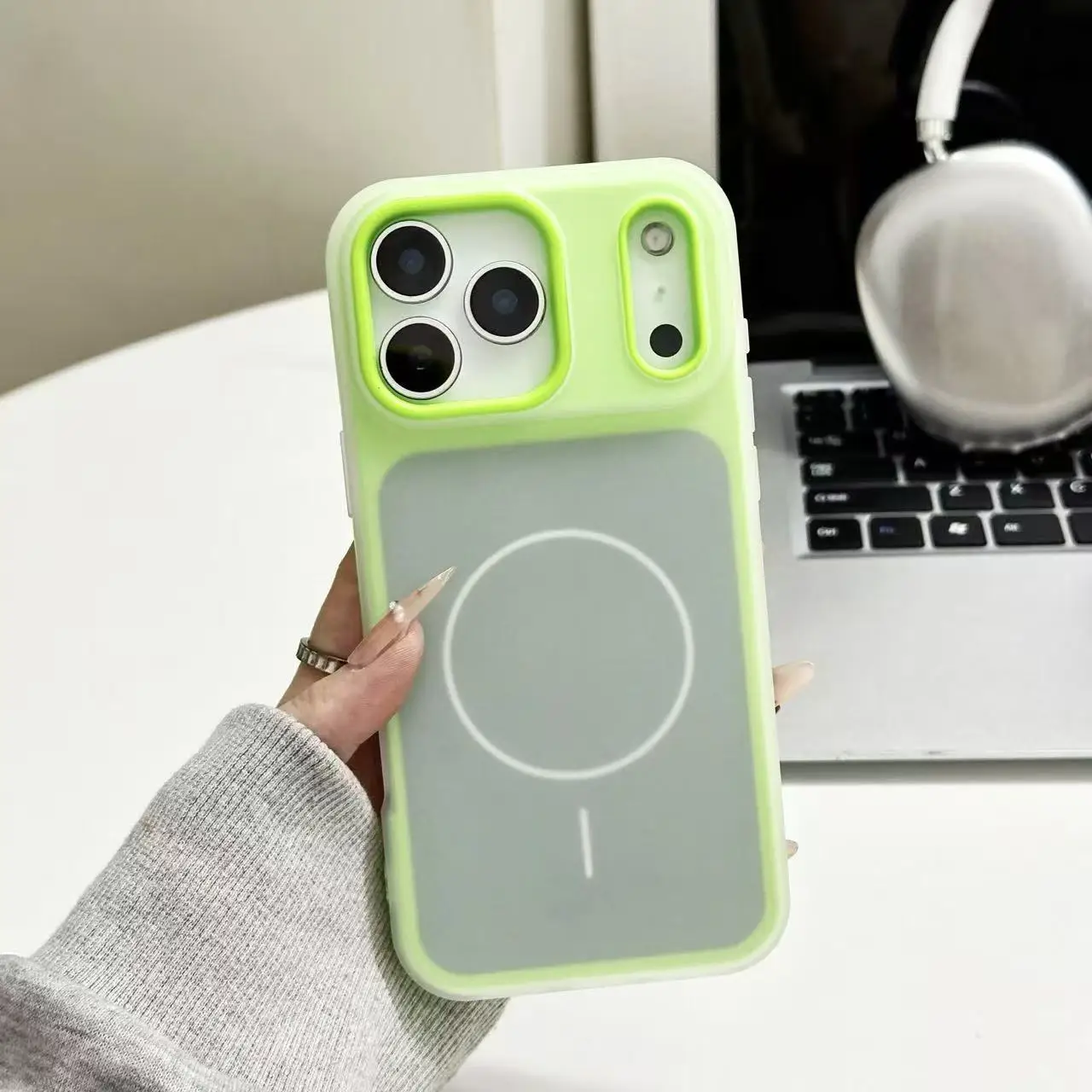 Capa Magnética 2 Em 1 Para Iphone 16 Plus (verde), Compatível Com Carregamento Sem Fio Magsafe, Acabamento Fosco.