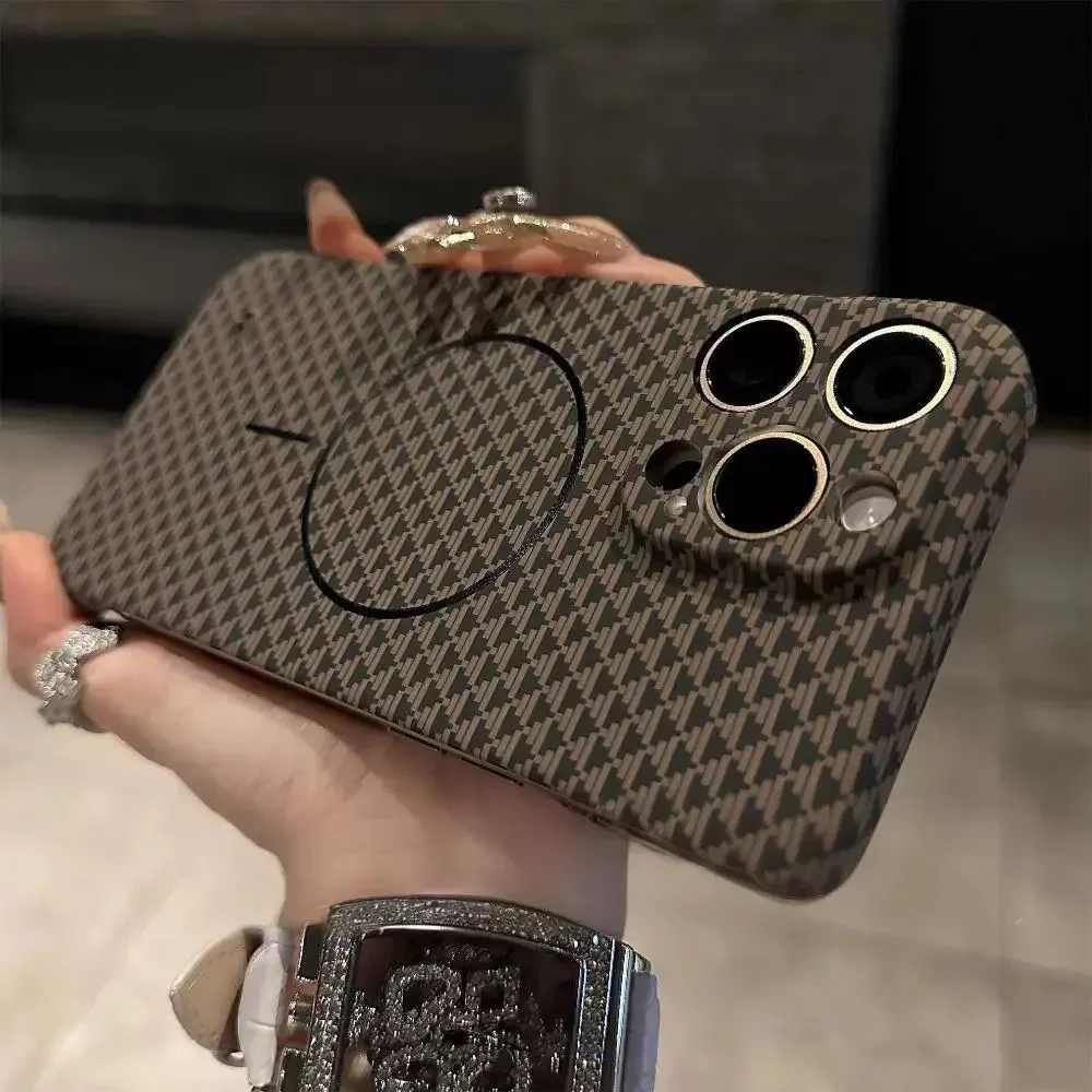 (d, Iphone 12) Capa De Celular De Luxo Ultrafina E Semi-fechada Com Textura De Kevlar, Compatível Com Carregamento Sem Fio Magnético.