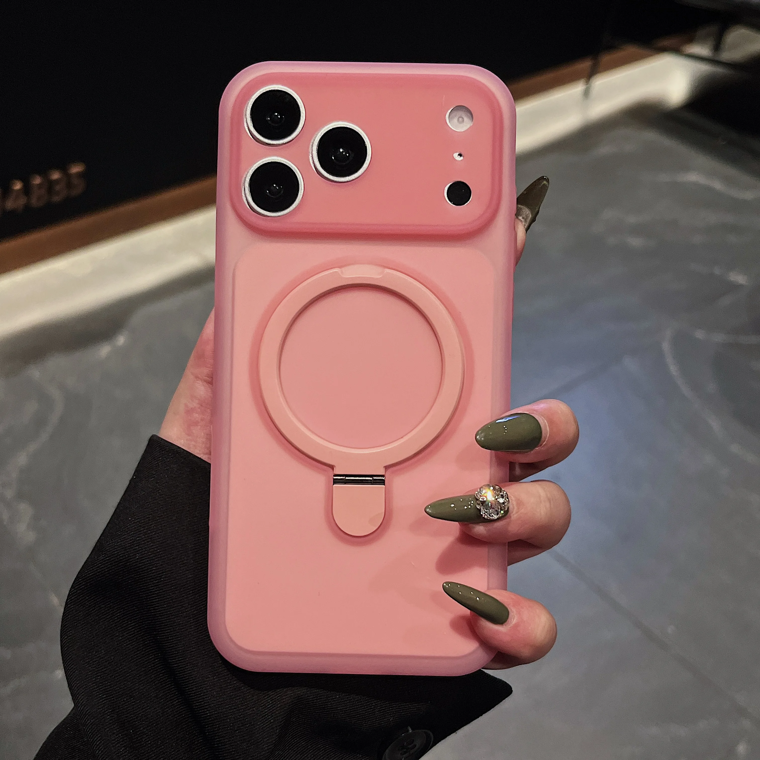 Capa Protetora De Silicone Líquido Macio Com Suporte, Função Magnética E À Prova De Choque (iphone 15 Pro Max).