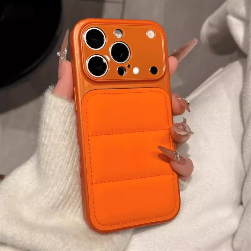 Capa Para Celular (iphone 17 Laranja) Com Padrão Ondulado, Feita De Material Pc.