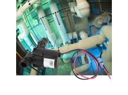 Bomba de água de porão para barcos (eletromecânica, semiautomática)