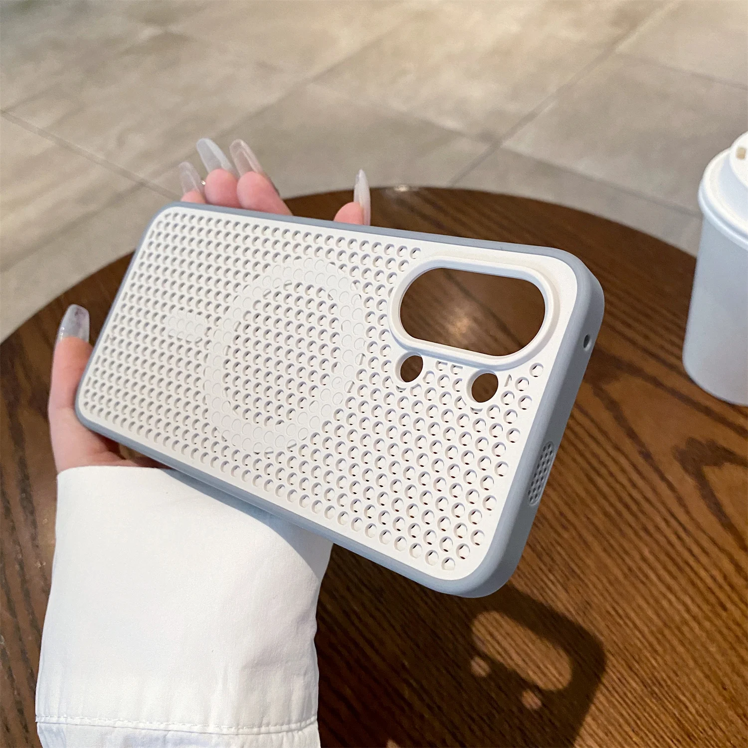 Capa Protetora Rígida Fosca Em Policarbonato Com Malha De Resfriamento Magsafe Para Redmi K80 Pro (cinza).