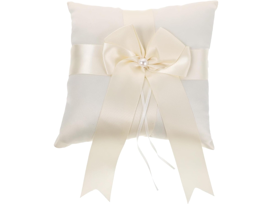 Elegante Almofada Porta Alianças para Casamentos e Festas de Noivado, Feita Tecido Branco com uma CHABERLU