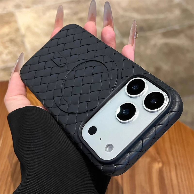 Capa Magnética Para Celular (iphone 17 Pro Preto), Em Malha Respirável, Com Revestimento Ultrafino Em Tpu Macio.