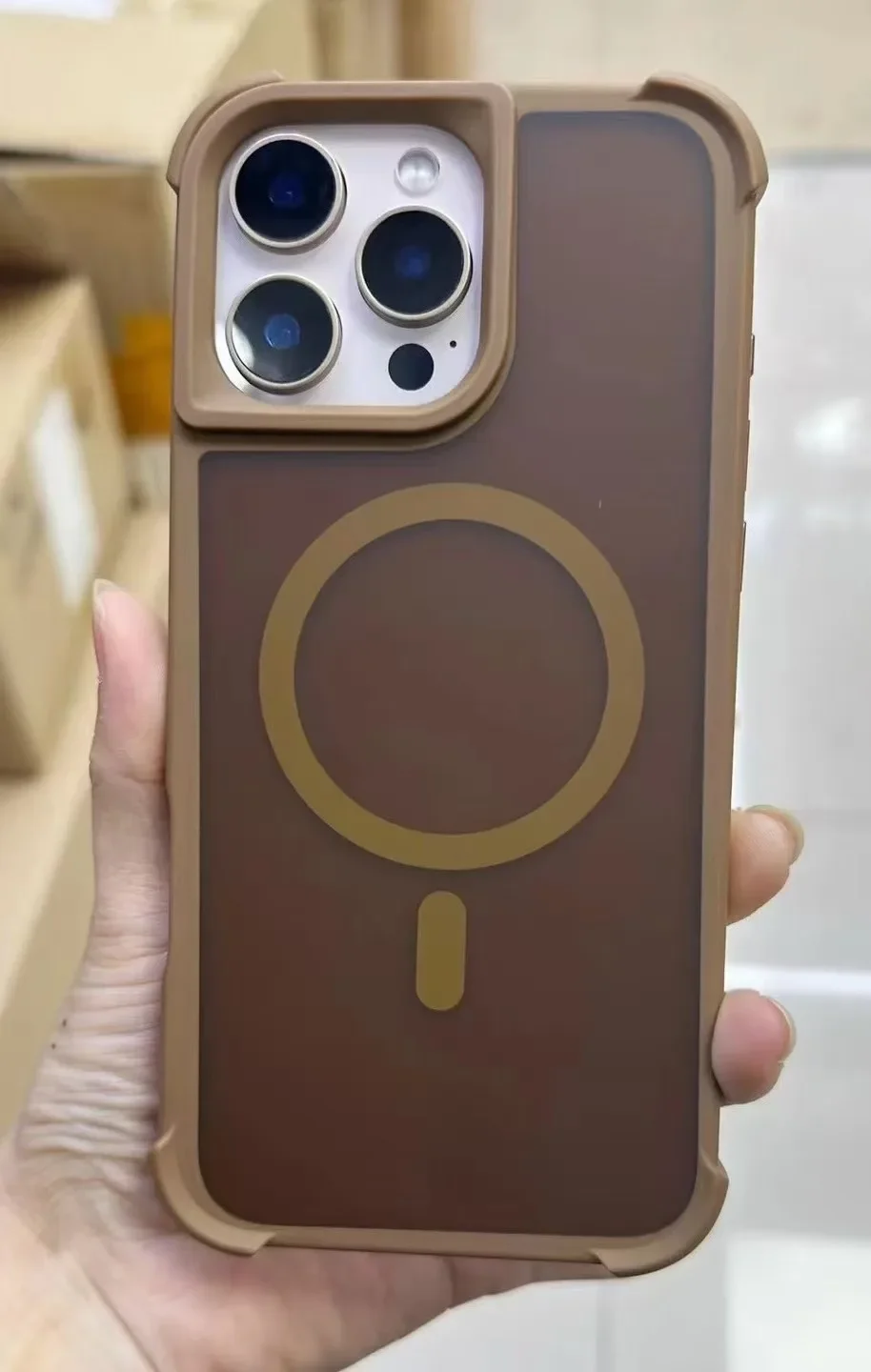 Capa Protetora Fosca À Prova De Choque E Quedas (para Iphone 14 Plus, Cor Ouro Do Deserto), Compatível Com Carregamento Sem Fio.